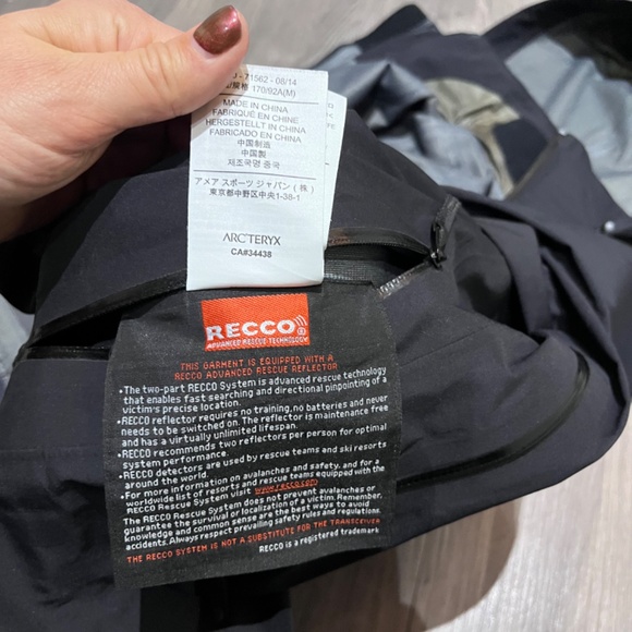 ARCTERYX women's gore-tex rain jacket medium black ski water resistant - Picture 2 of 10